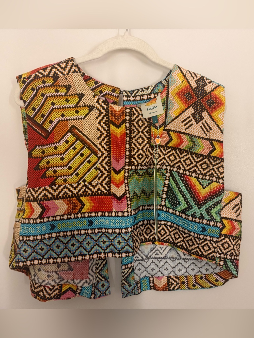 Farm Rio Banana Scarves  crop top size L
NWT
